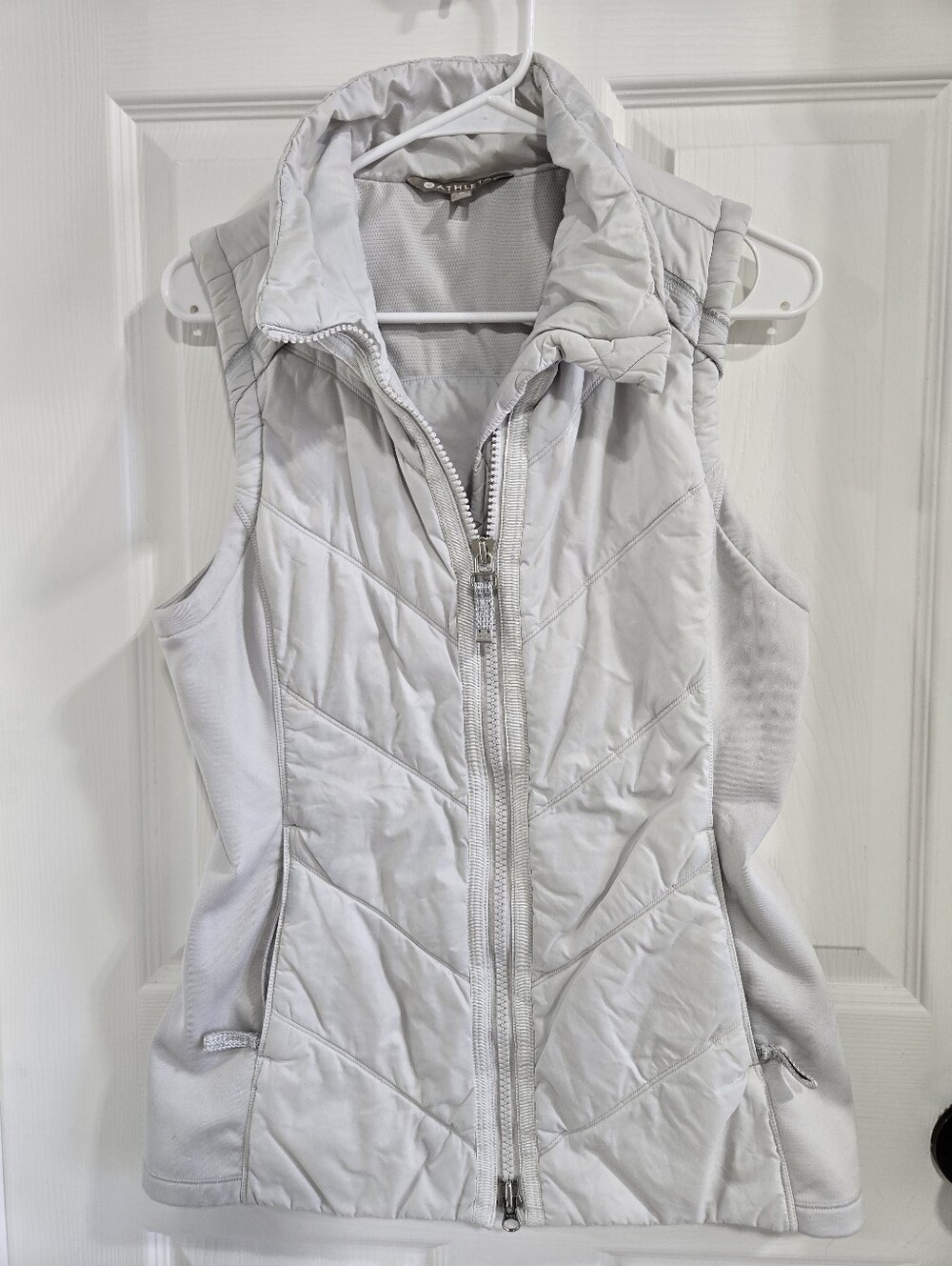 Athleta White/ Light Grey Active Sleeveless Vest